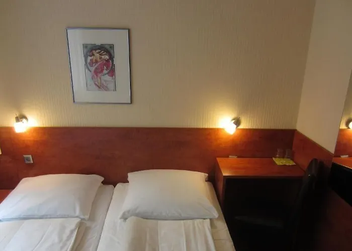 Otel Altstadt Rheinblick