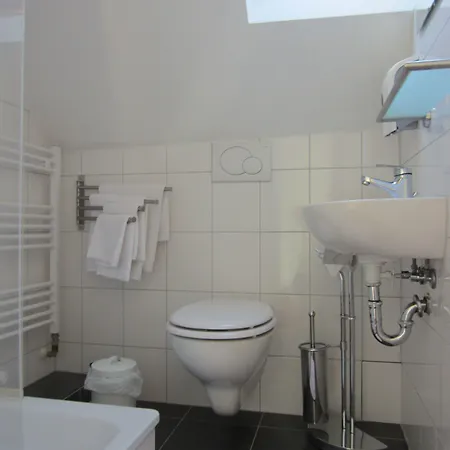 Altstadt Rheinblick 2* דיסלדורף