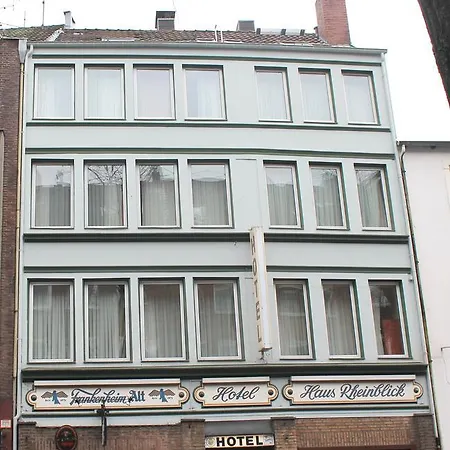 Altstadt Rheinblick מלון 2*