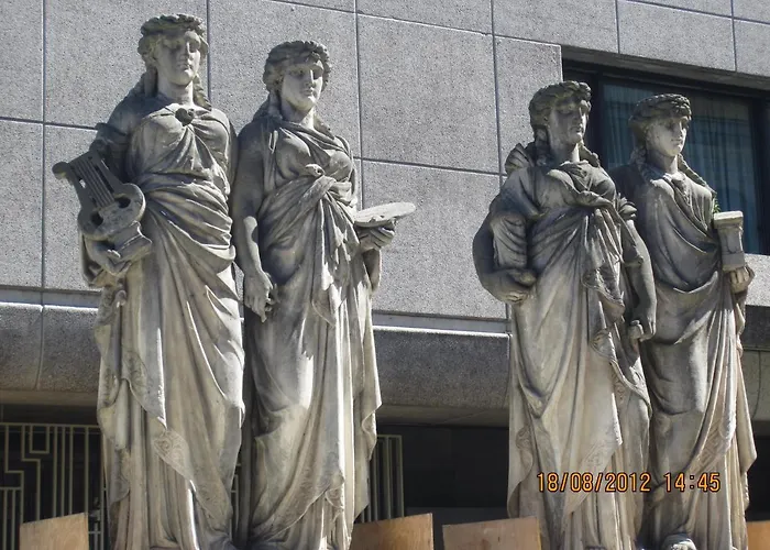 老城区莱茵河景酒店 2*